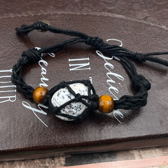 Handcrafted Tumbled Citrine Oregon Coast Agate Crochet Adjustable Bracelet - Picture 1 of 8